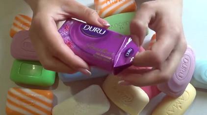 07:37泥巴的世界解压时刻:拆香皂包装的声音真好听,整个过程超治愈