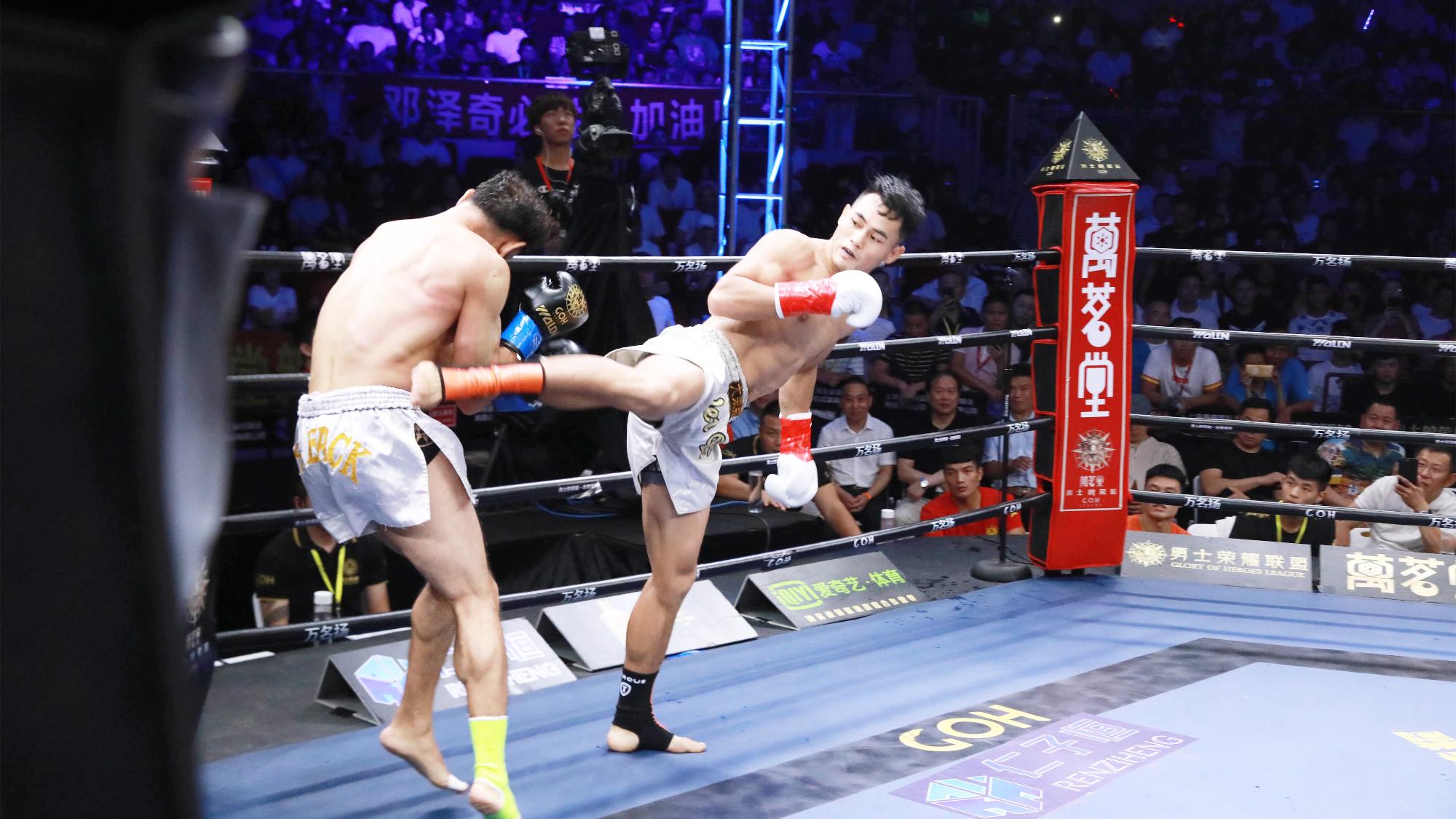 五届欧洲冠军被魏锐诡异角度一腿爆头ko