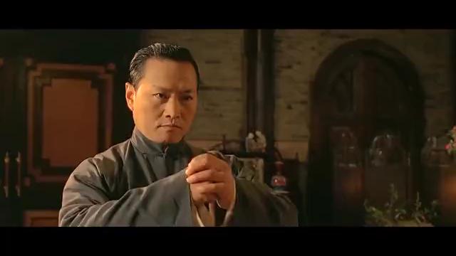 廖家拳掌门人上门来挑战,被叶问直接吊打的毫无还手之力,精彩!