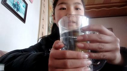 喝水撑大肚子视频 - 西瓜视频