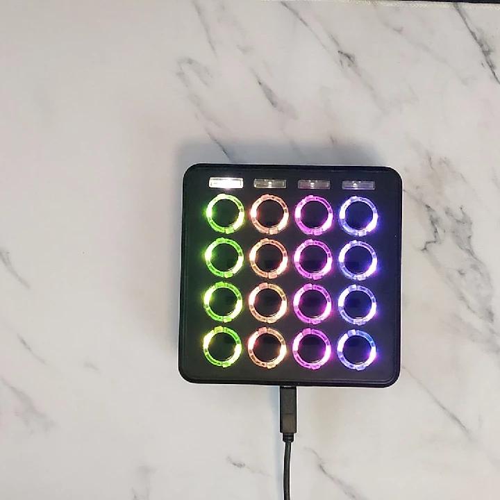 单手弹奏 劲爆小鼓机