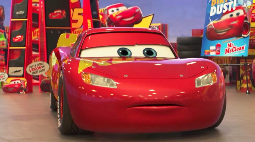 闪电麦昆一腔热血誓要复出战胜黑风暴,没想到老板却拒绝他出赛!